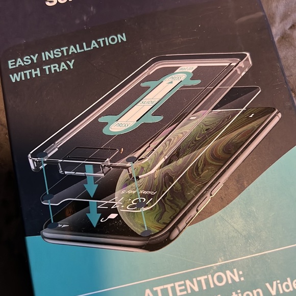 Tempered Glass Screen Protector : iPhone 12 ProMax - Picture 3 of 5